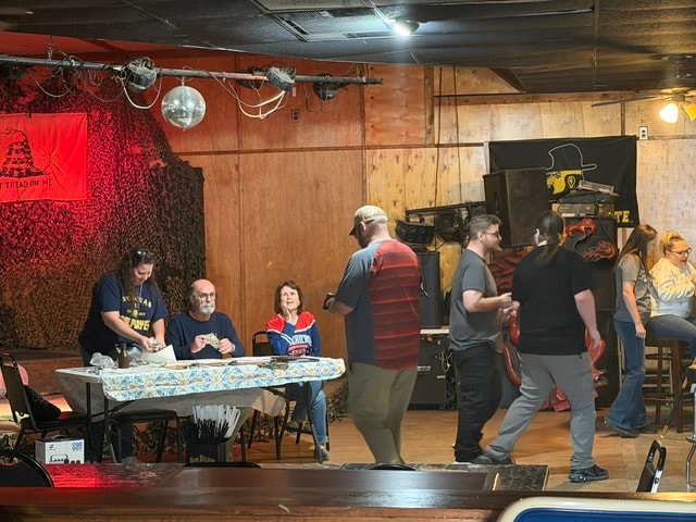 Live music at Triple D Racks